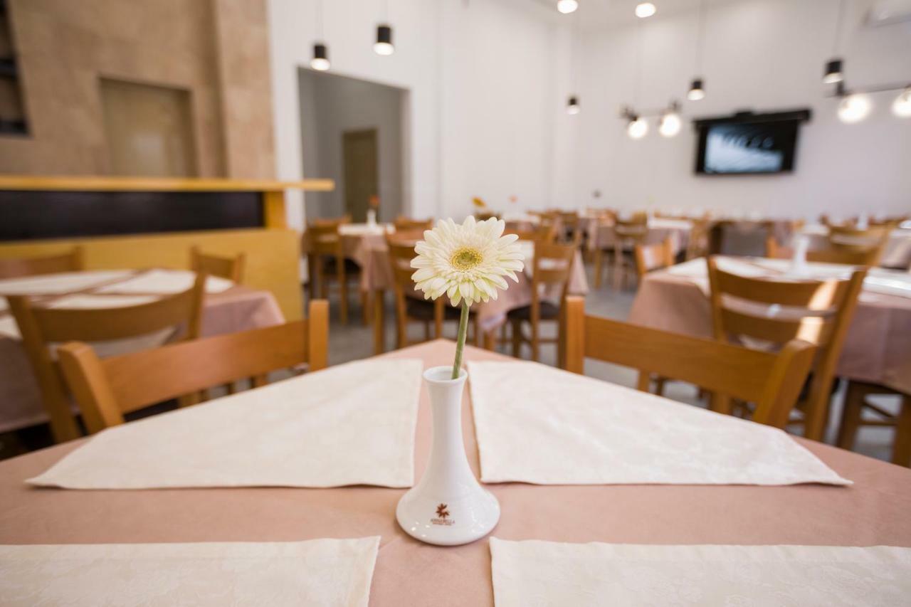 Annabella Boutique Hotel エレバン エクステリア 写真