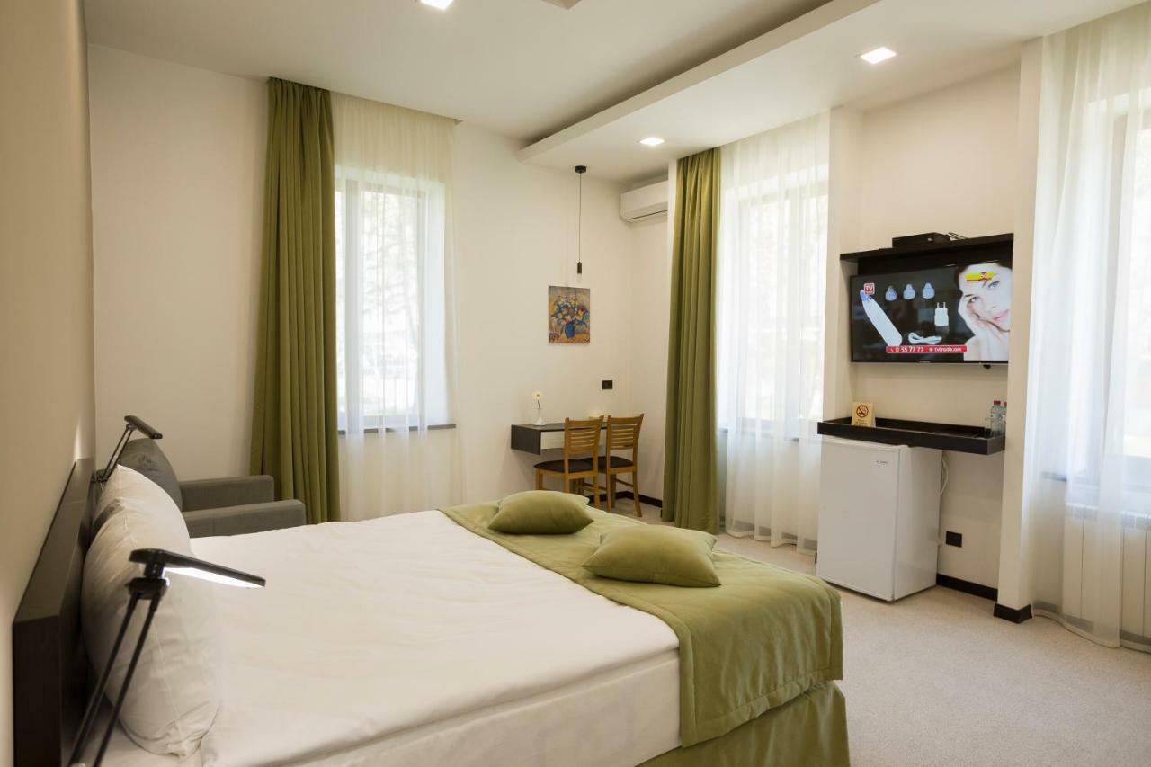 Annabella Boutique Hotel エレバン エクステリア 写真
