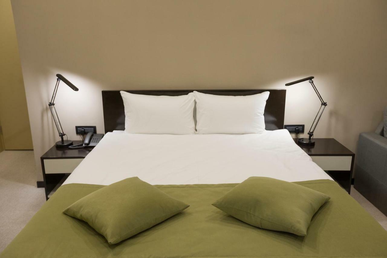 Annabella Boutique Hotel エレバン エクステリア 写真