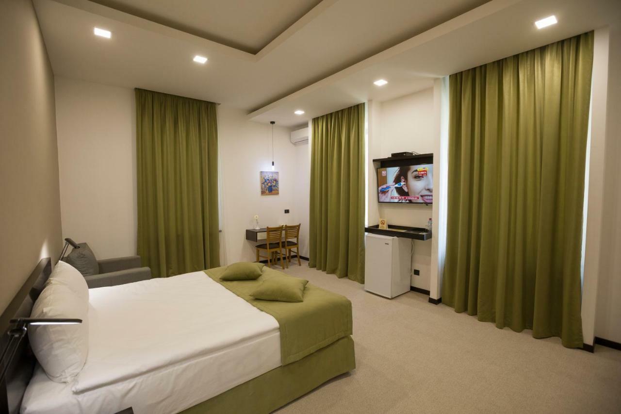 Annabella Boutique Hotel エレバン エクステリア 写真
